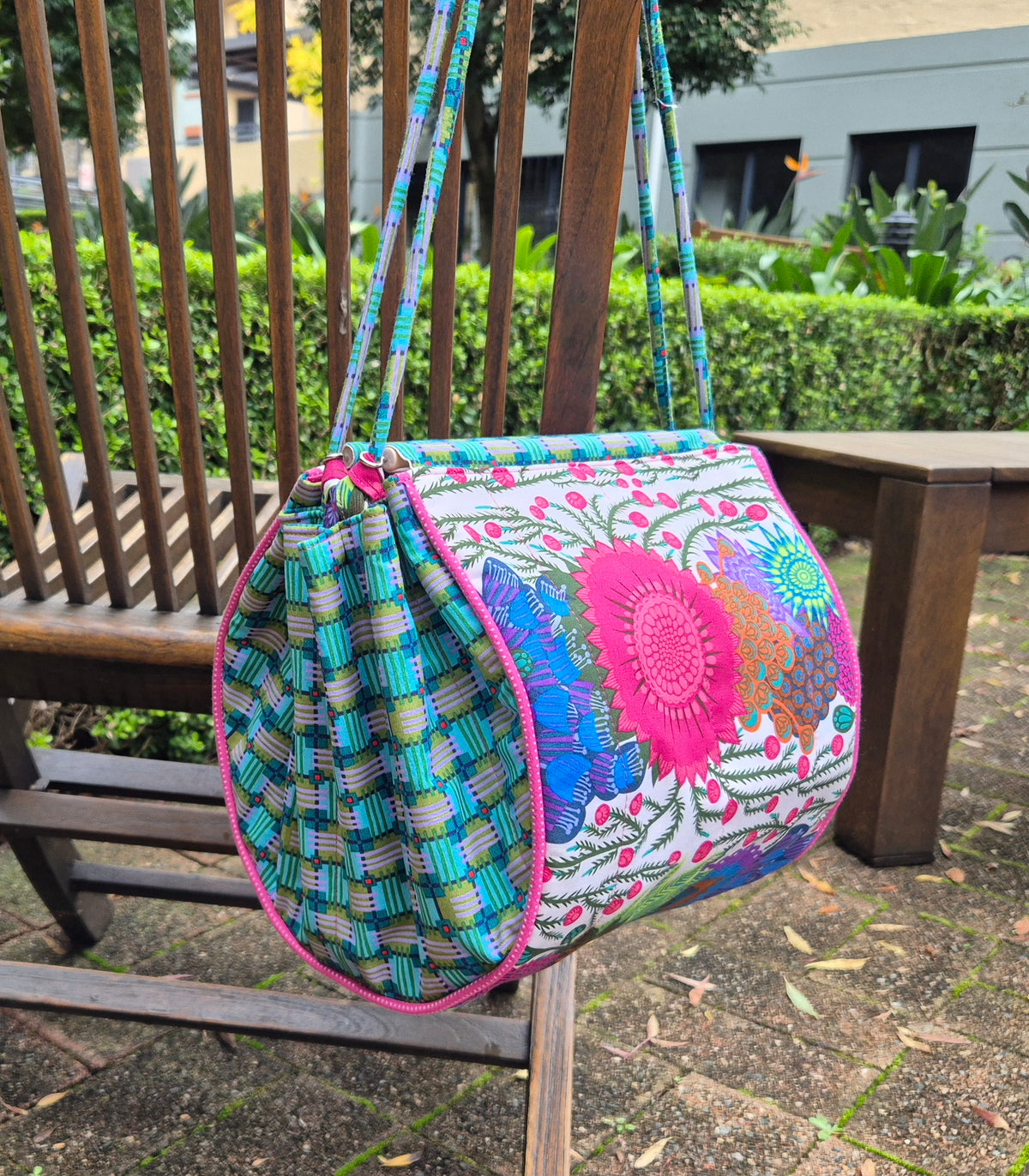 Large Knitting Project Bag – Convertible Shoulder Bag