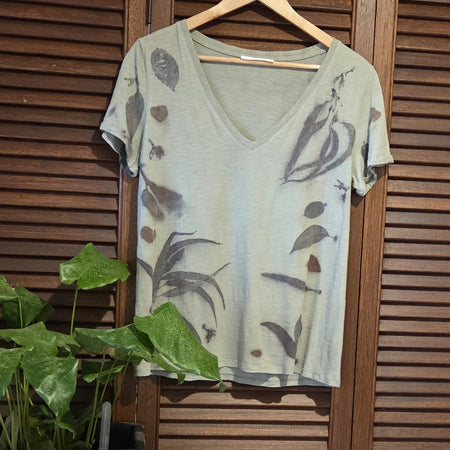 Size 10 - Botanical Tee (102)