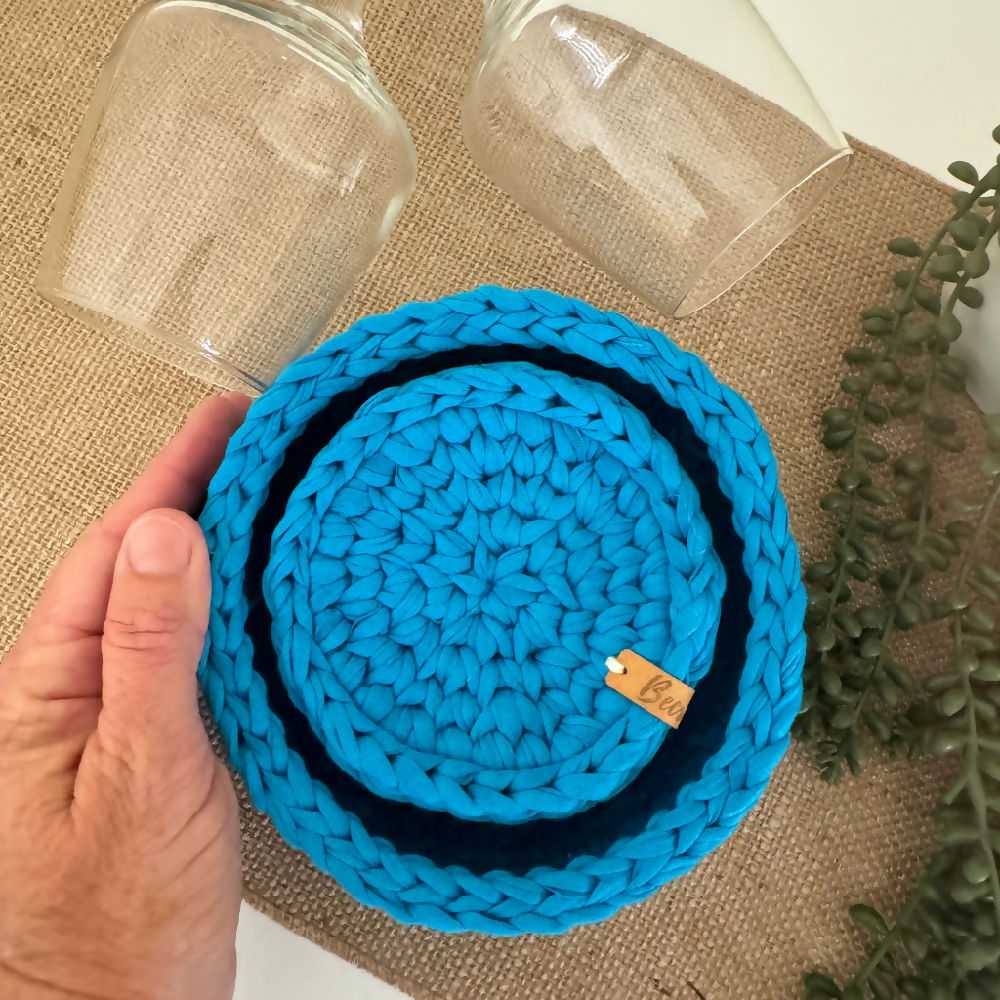 Handmade-coasters-and-basket-set-azure-blue (5)