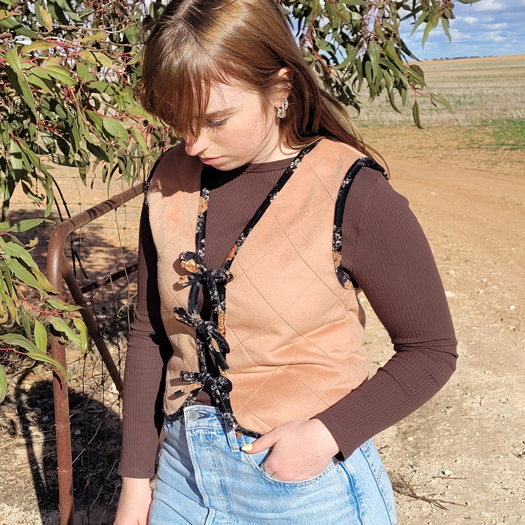 Coffee & Toast - Reversible Tie Front vest - XS/S