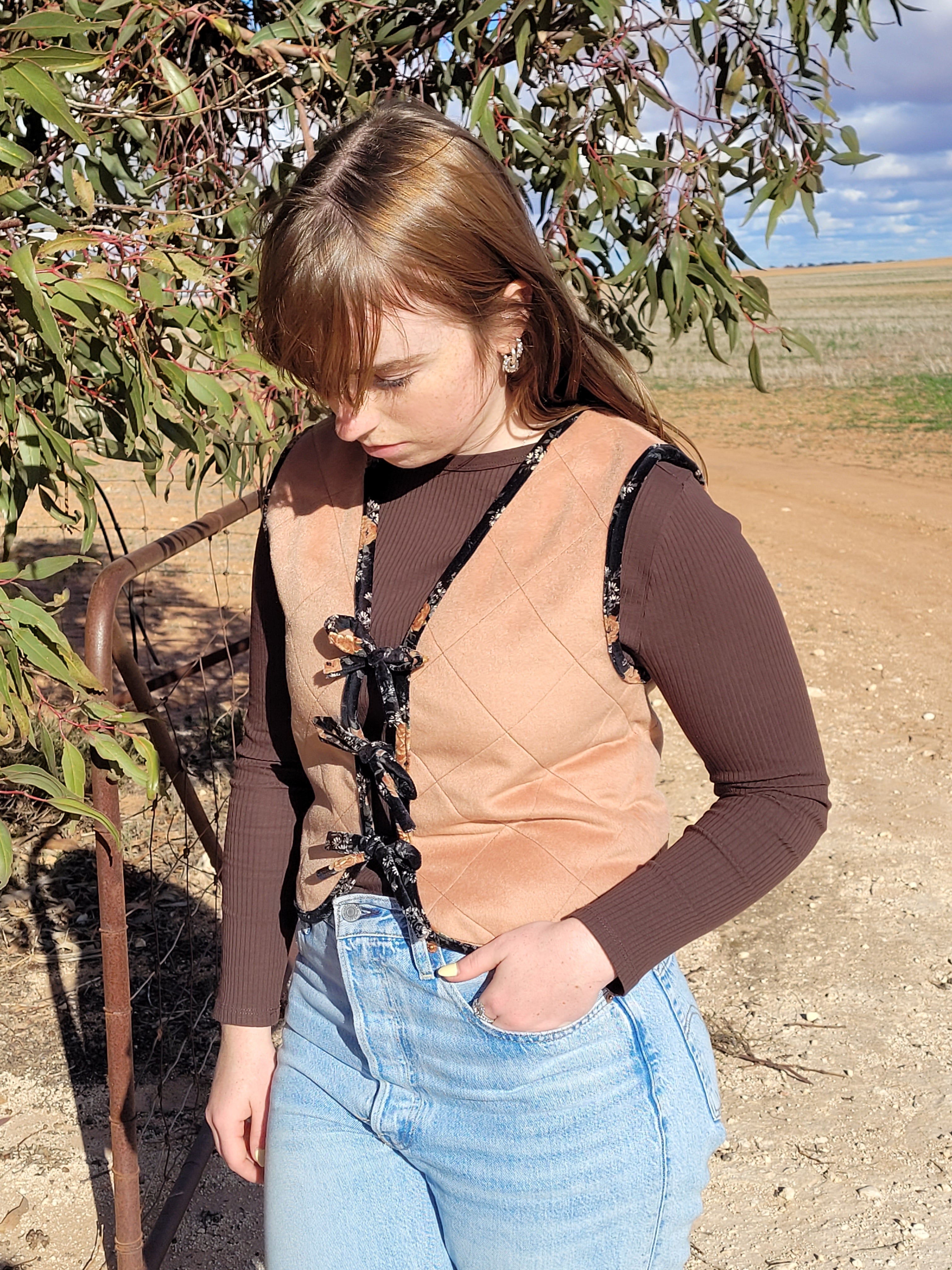 Coffee & Toast - Reversible Tie Front vest - XS/S