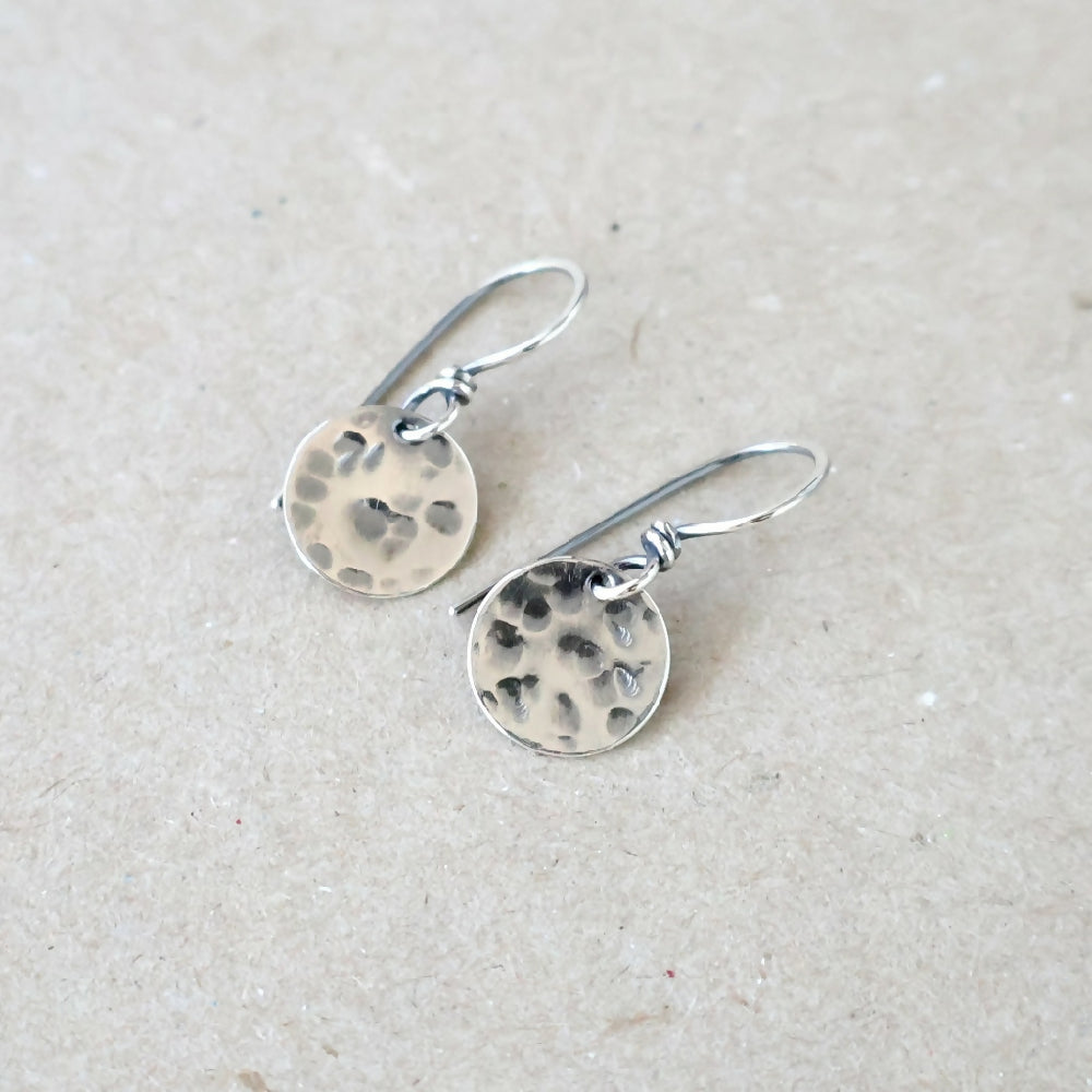 EMS06121_03_EthicalSterlingSilverMicroFullMoonEarrings