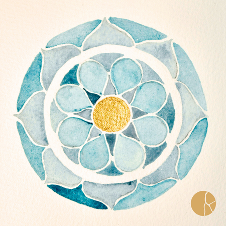 Speak Your Truth with Crushed Apatite, Lapis Lazuli and Sodalite.