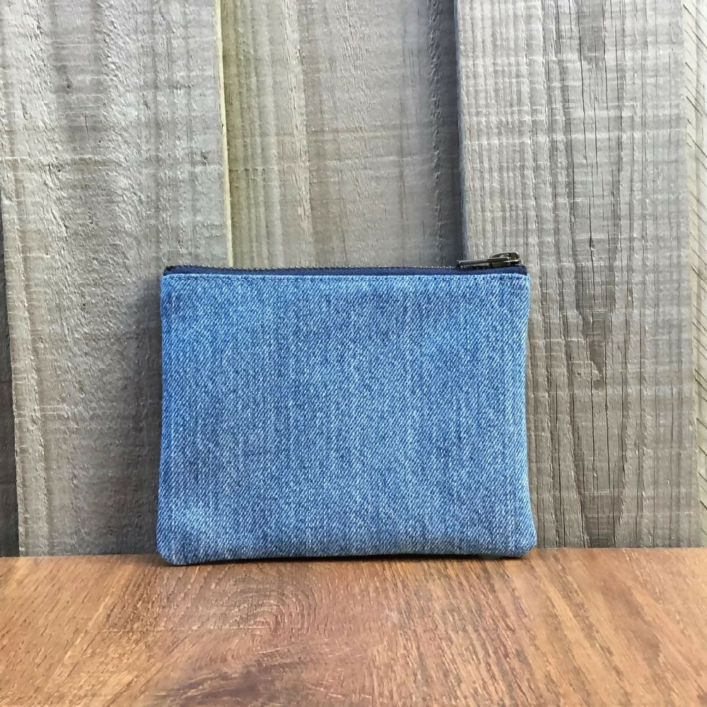 upcycled-denim-pouch-04b