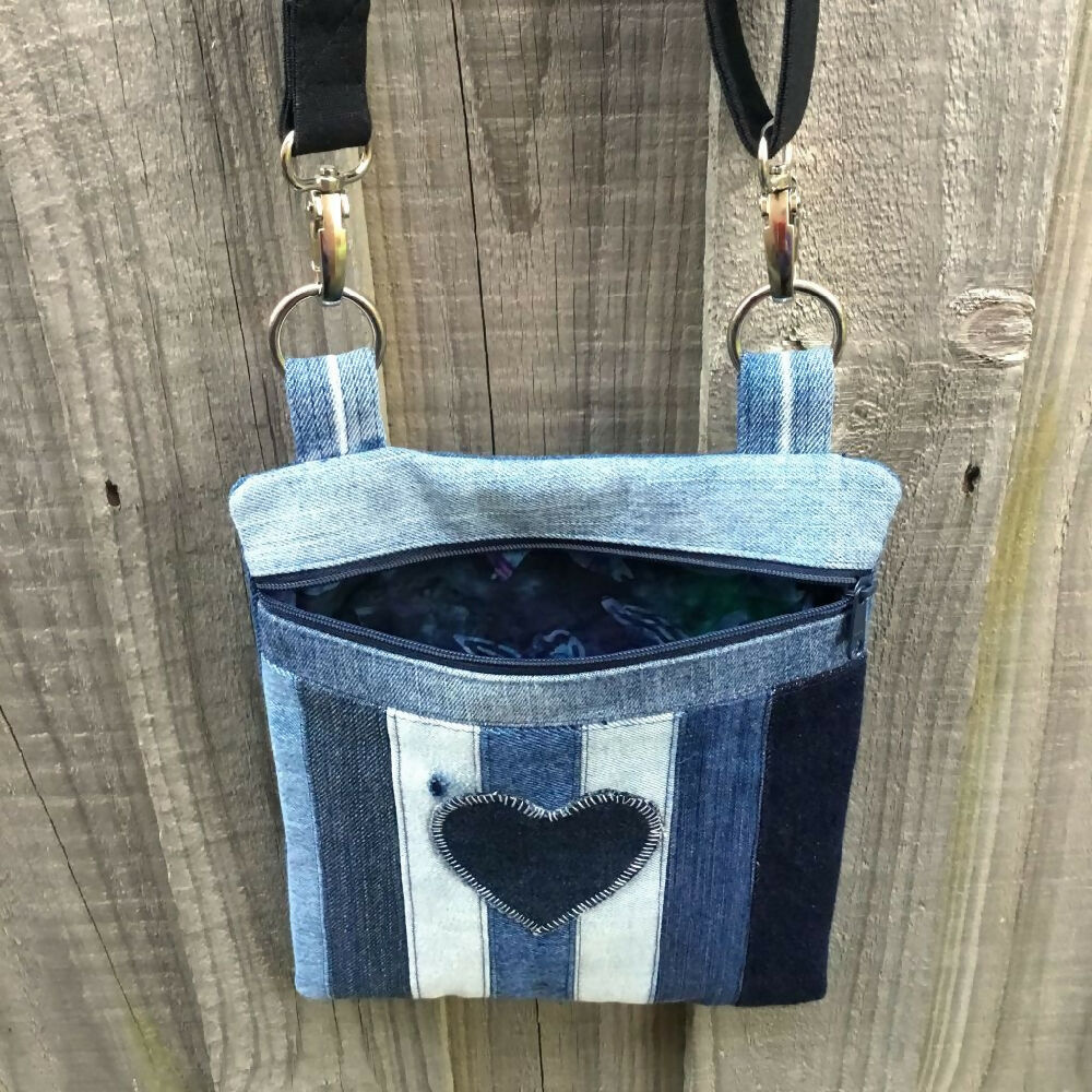 upcycled_denim_crossbody_bag_01g