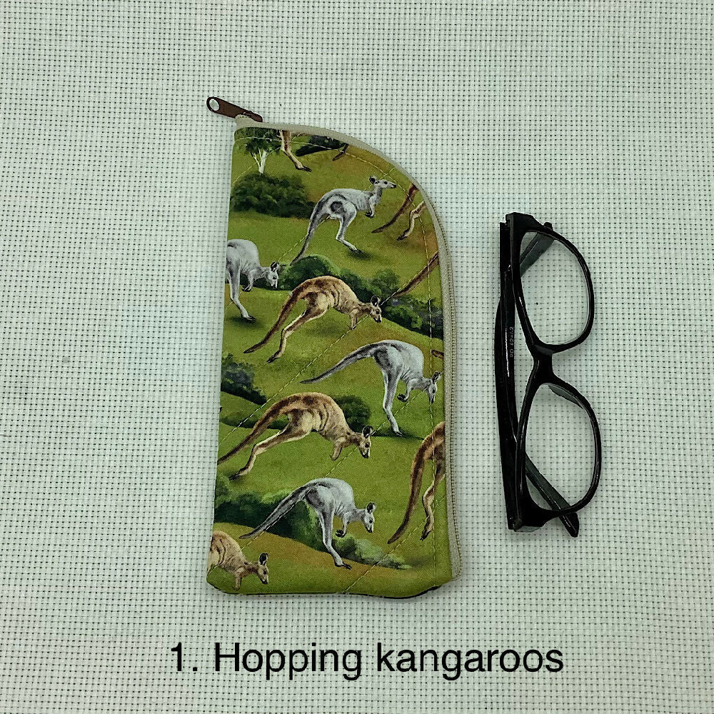 Kangaroos, Emus curved top zip pouch for glasses, phones, handbag organiser, etc.