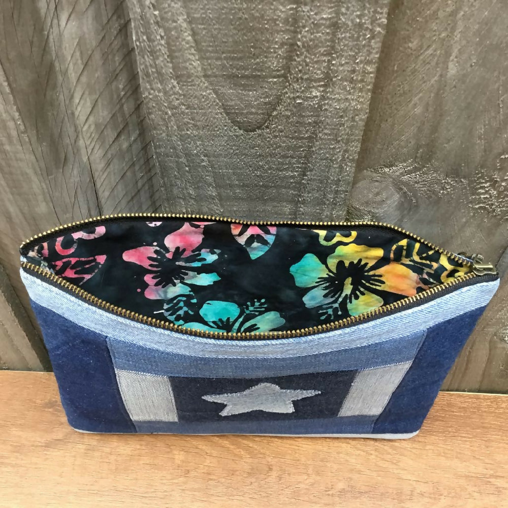 Upcycled_denim_pouch_16d