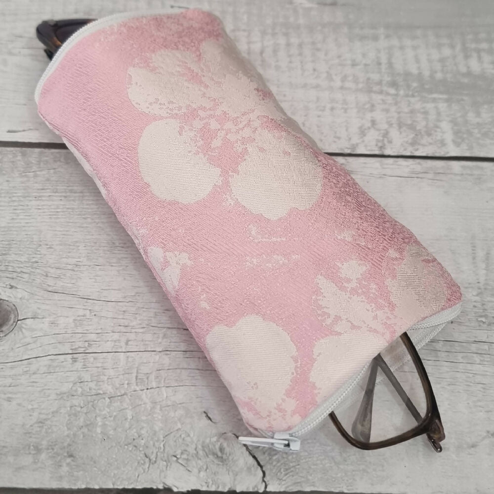 Upcycled double glasses pouch - pastel pink & flowers