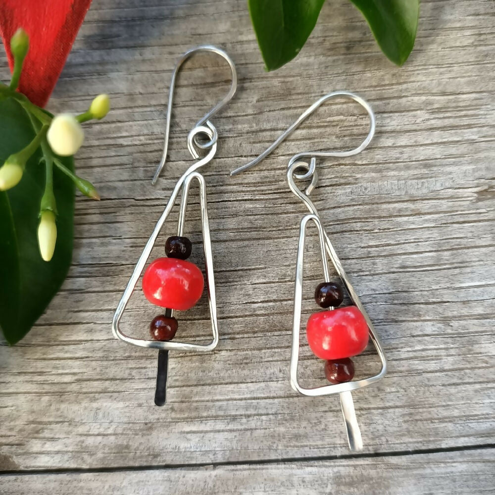 Handmade minimalist christmas tree earrings red