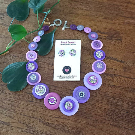 Purple flower necklace and earrings - Wisteria.