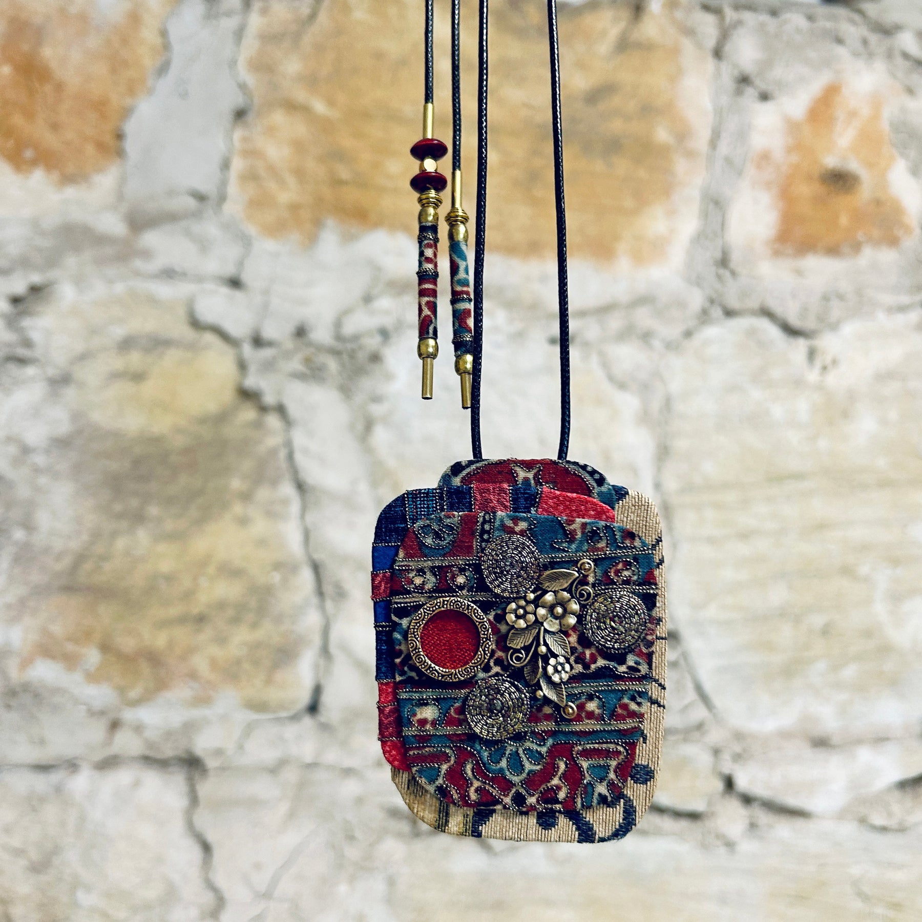 Richly Embellished Brooch Pendant Necklace - BV-3