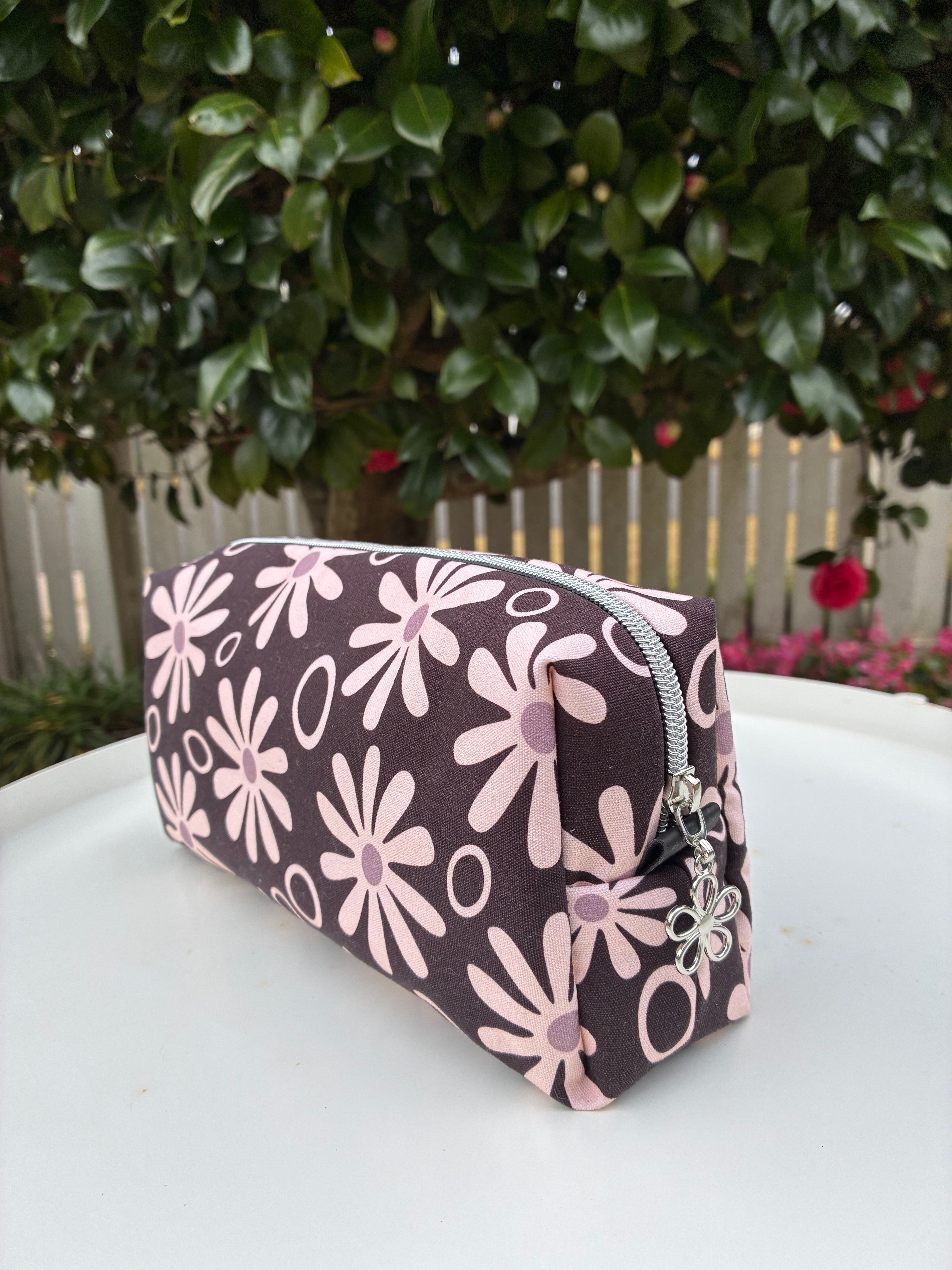 Bilby Pouch - Black Funky Daisies lined with Leaves (Anzela Simcock)