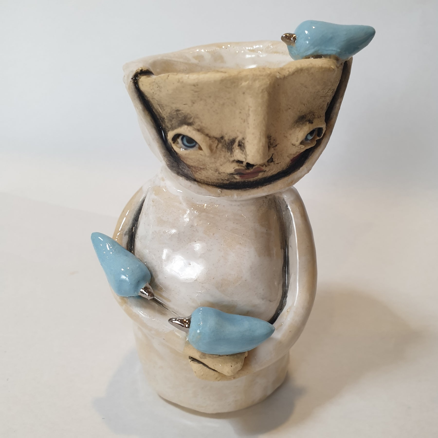 small character, birds, blue white