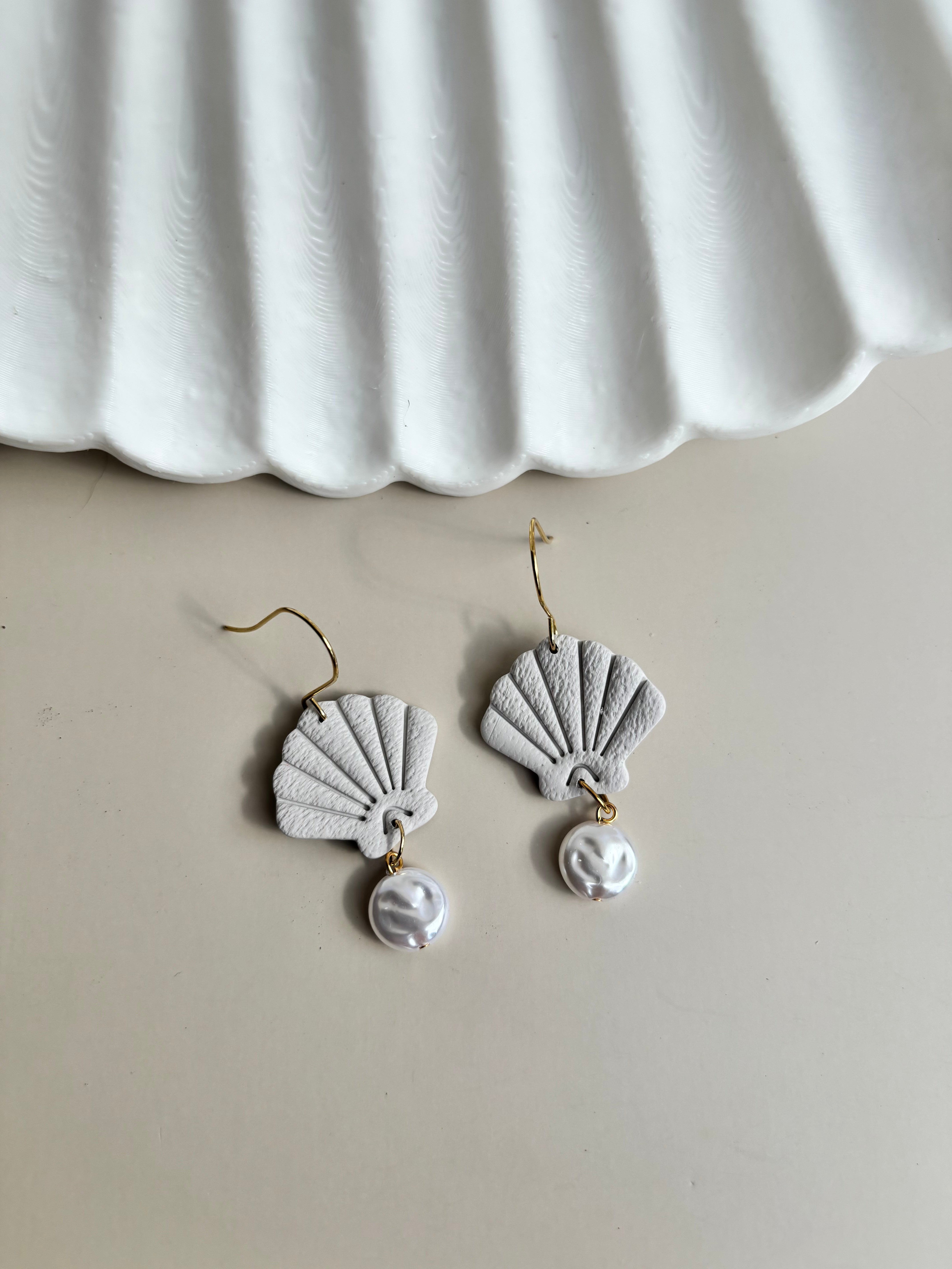 Seaside Stories | Shells & Pearls Dangle Earrings