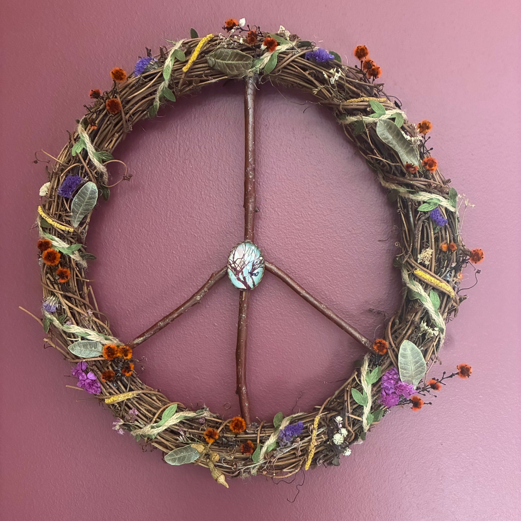 Wreath of Peace (Measures 33cm x 33cm)