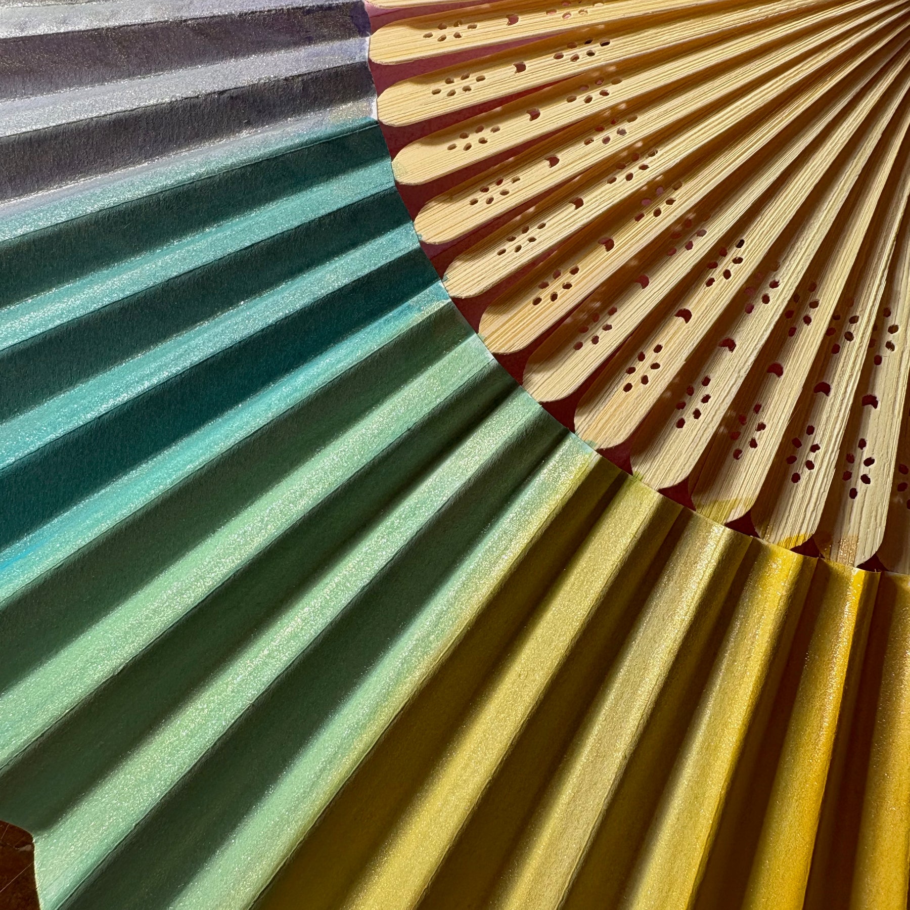 Handpainted fans for you or for an event, wedding or party!