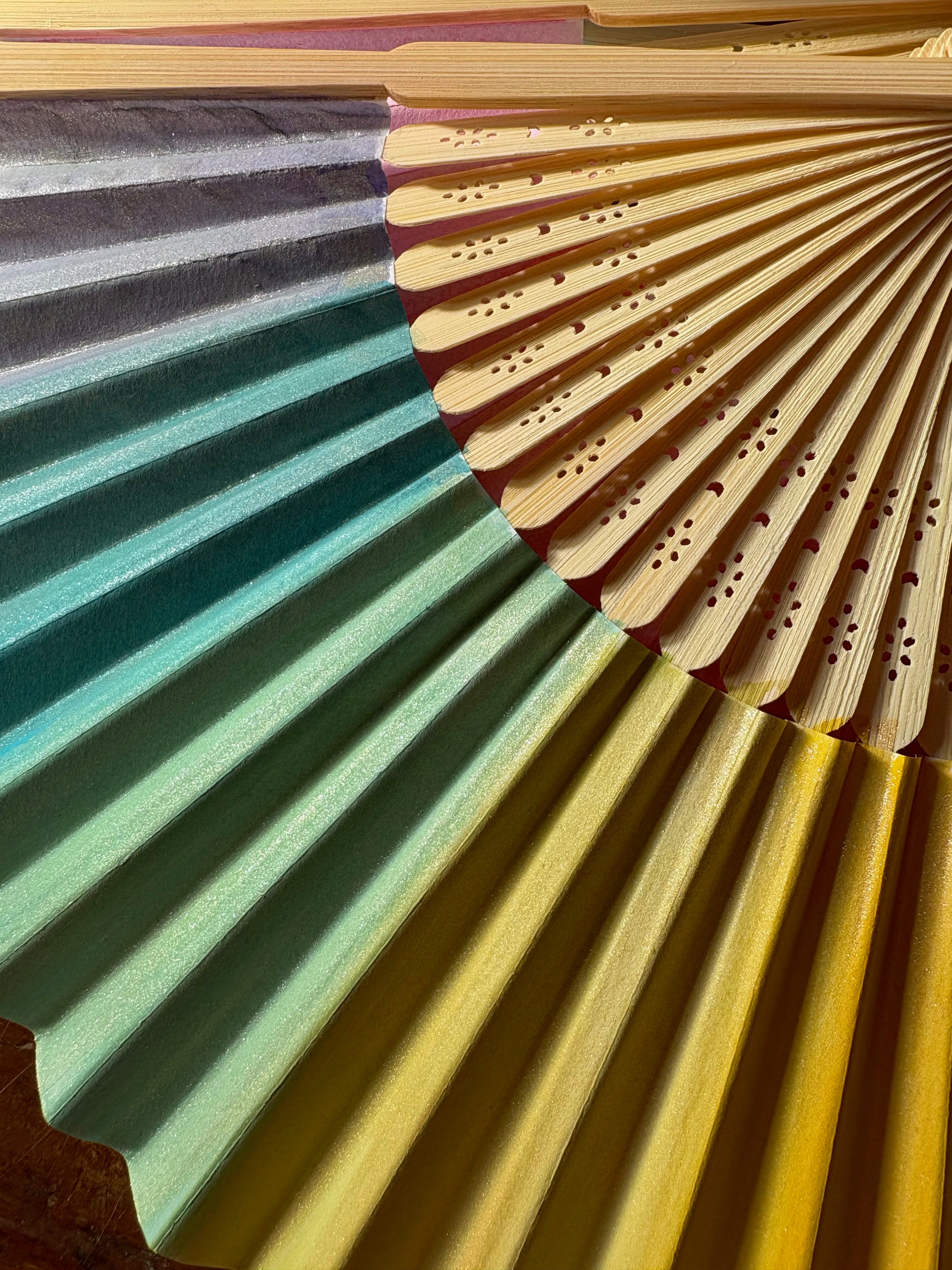 Handpainted fans for you or for an event, wedding or party!