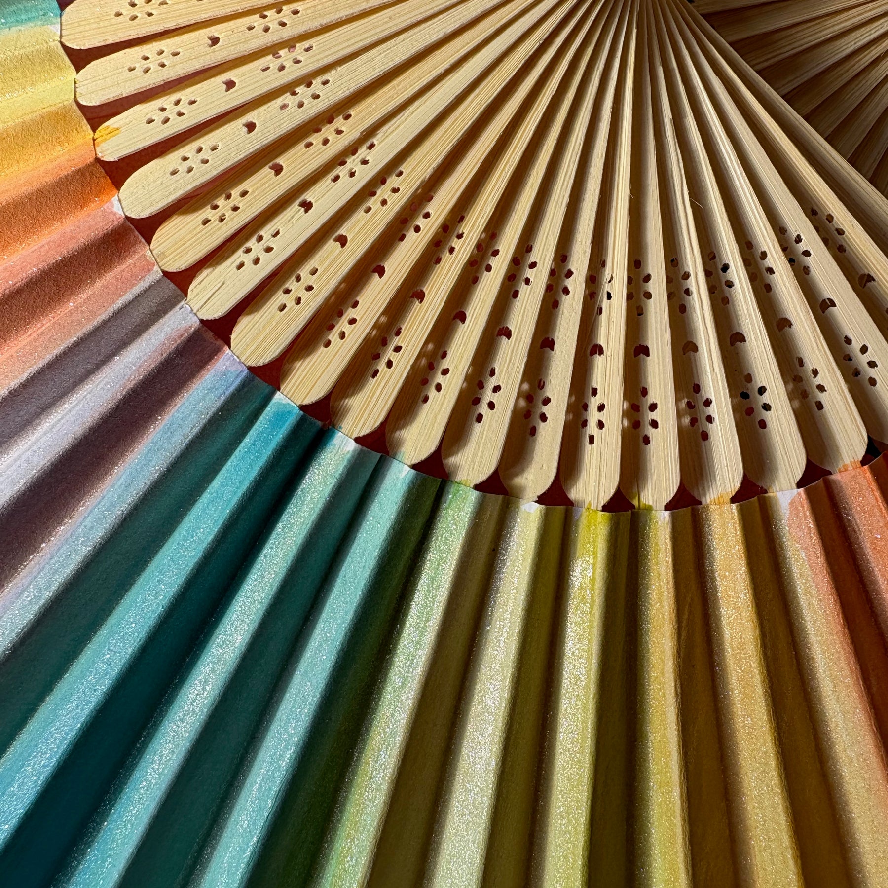 Handpainted fans for you or for an event, wedding or party!