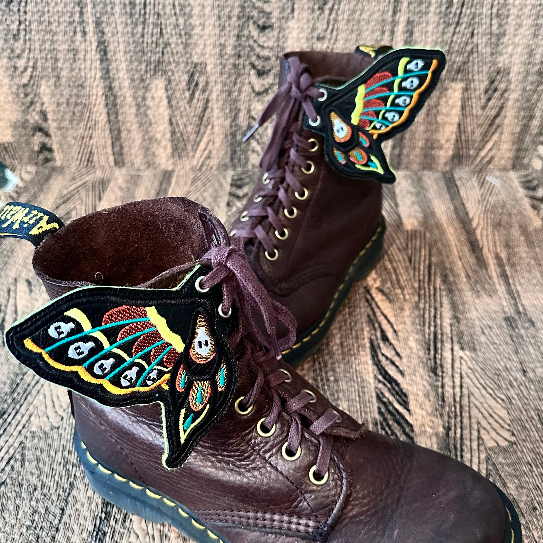 Shoe Wings