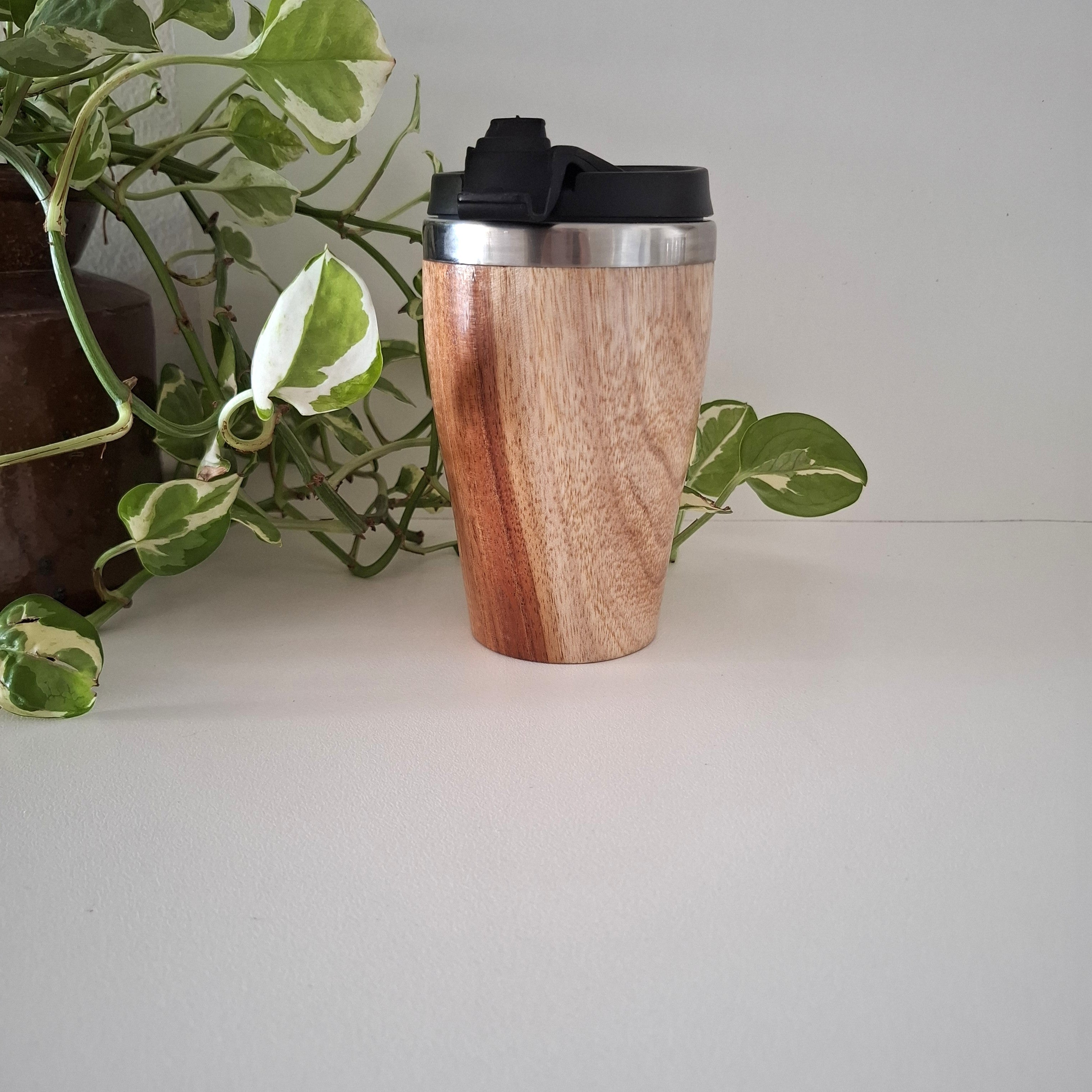 Handmade Wooden Travel Mug: Insulated Eco-Friendly Coffee Tumbler