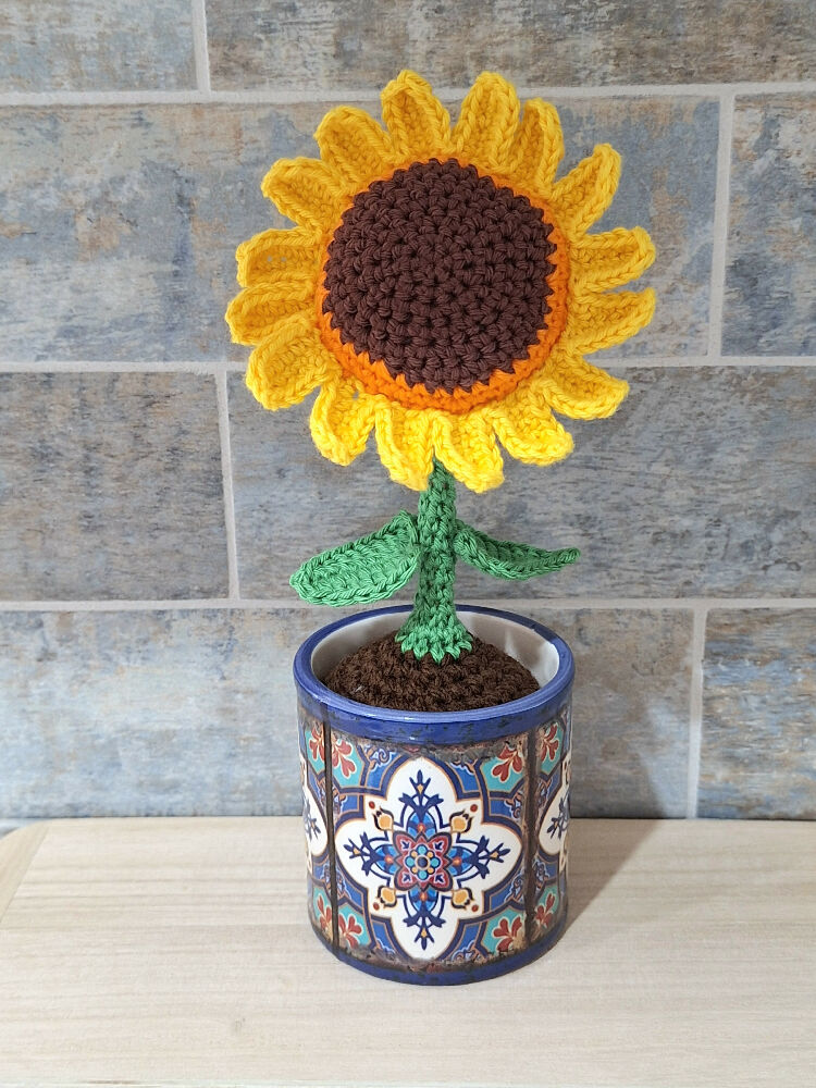 sunflower blue pot