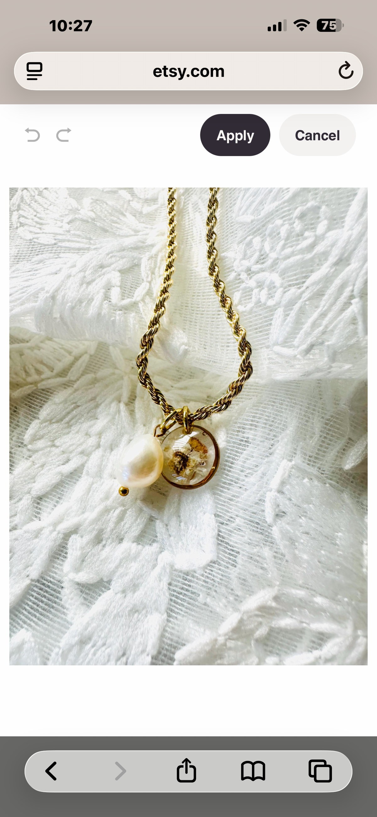 Gold plated floral wildflower & pearl resin necklace