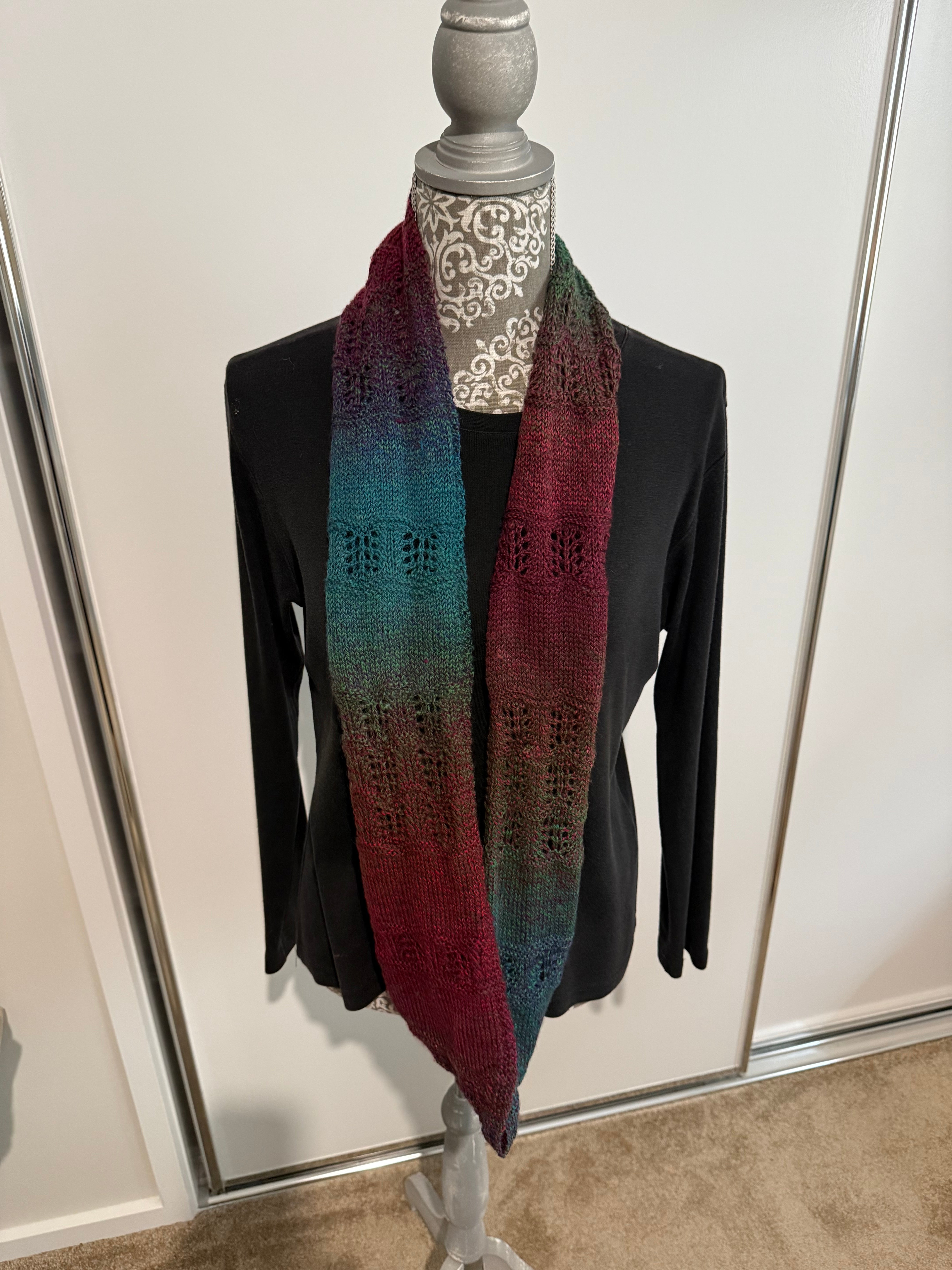Tonal coloured Cowl