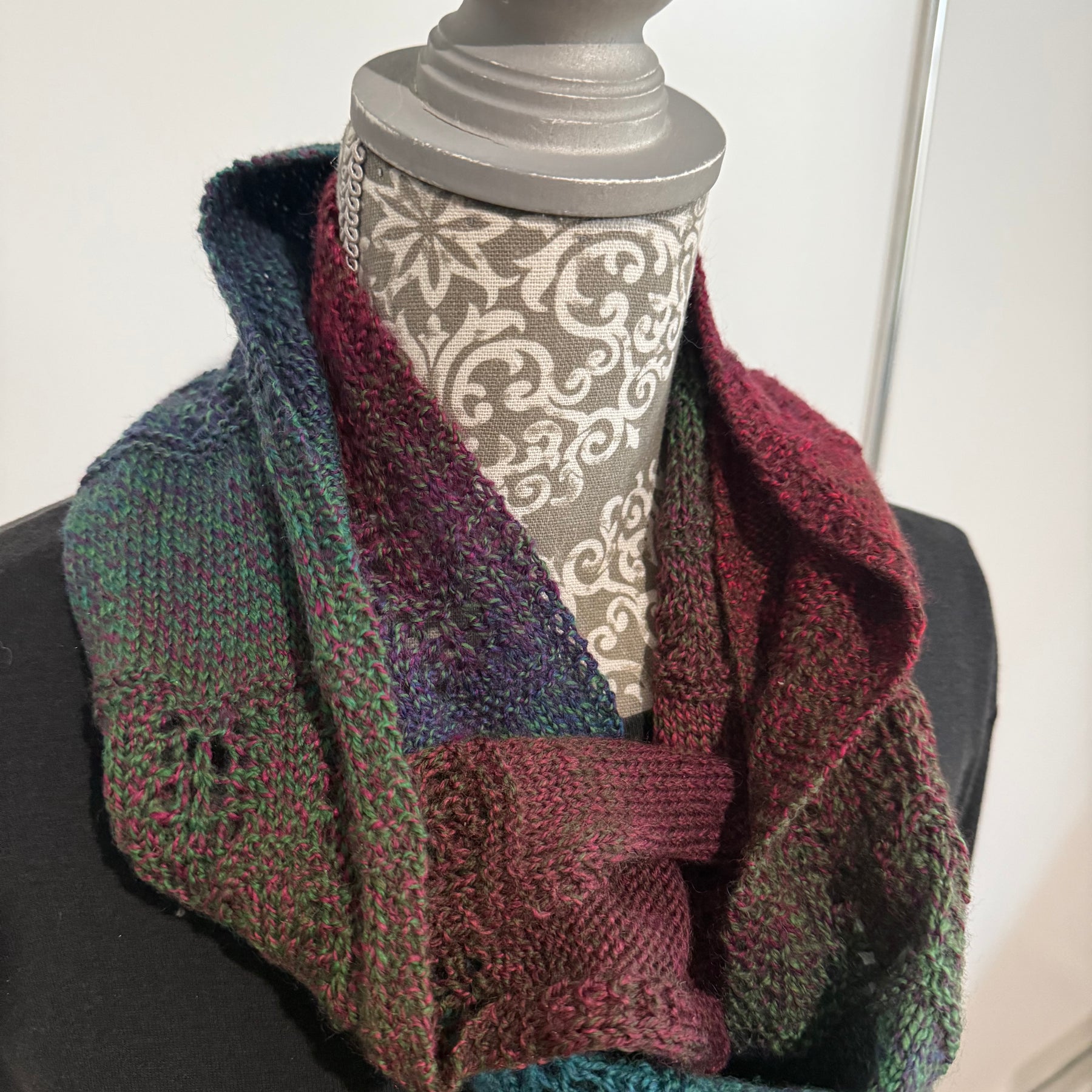 Tonal coloured Cowl