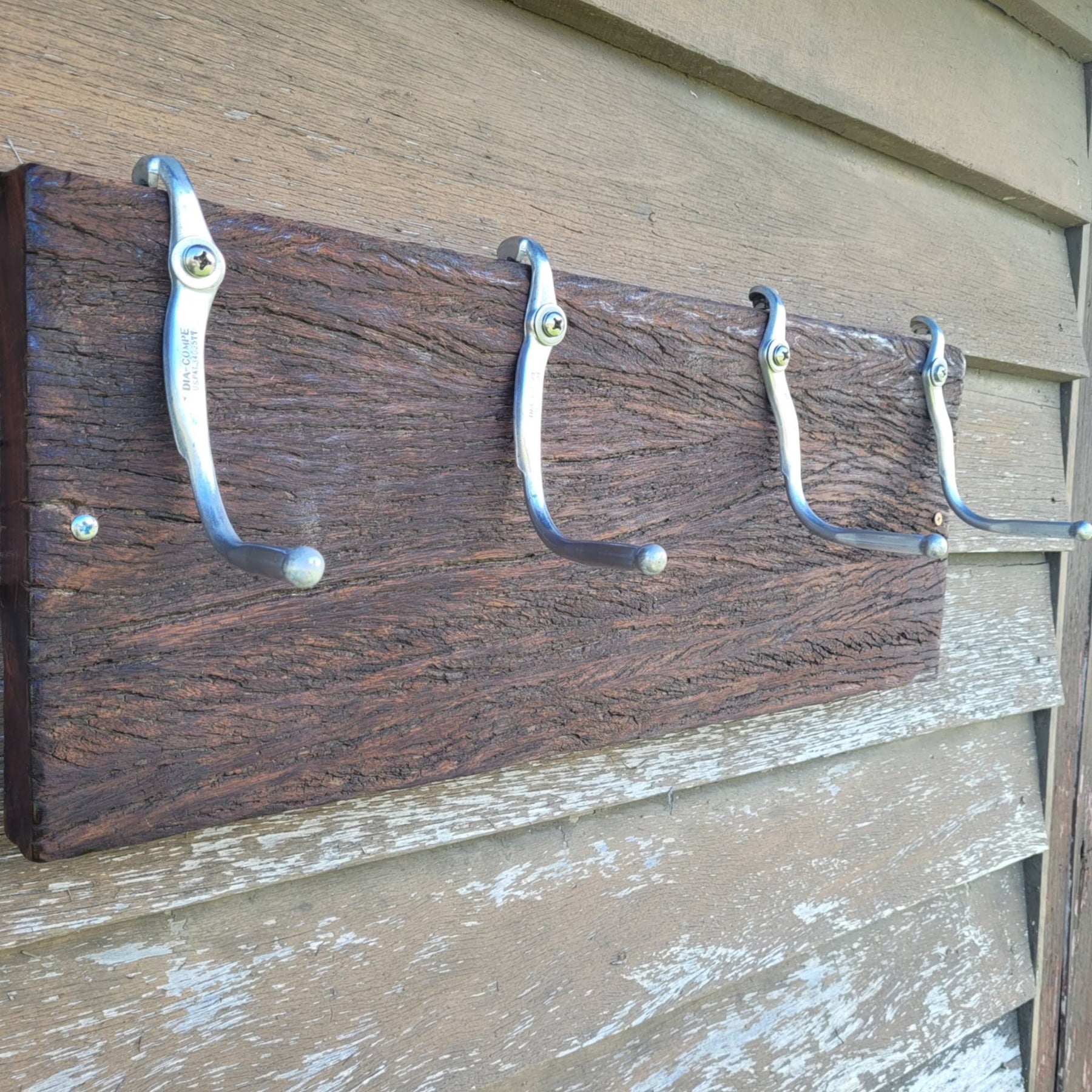4 hook custom wall mounted recycled coat Hat hanger