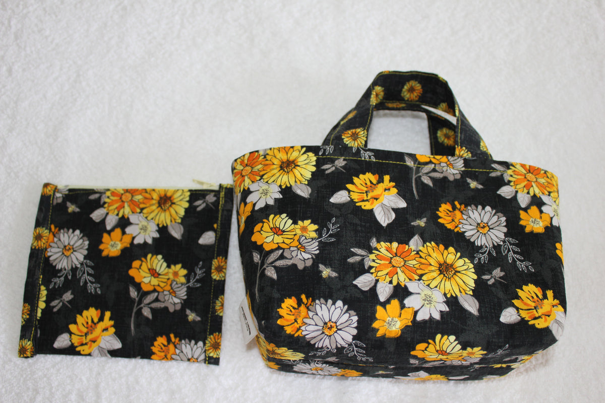 DAISIES – TINY TOTS TOTE BAG RANGE