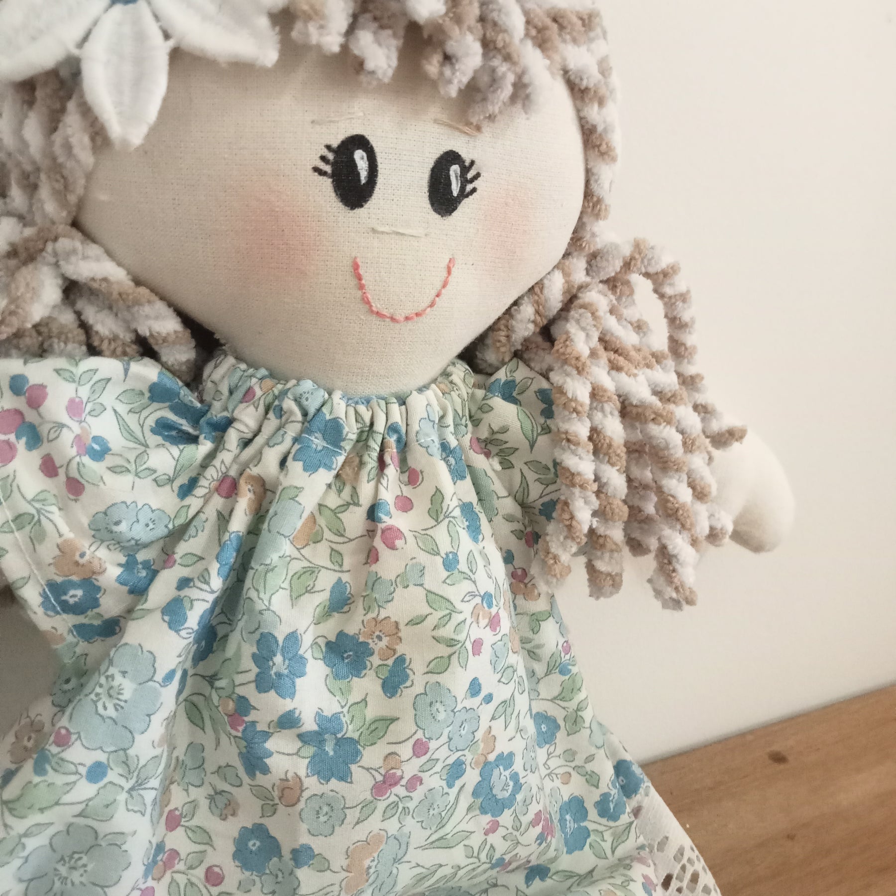 Rag Doll / Happy doll - Blue Bell
