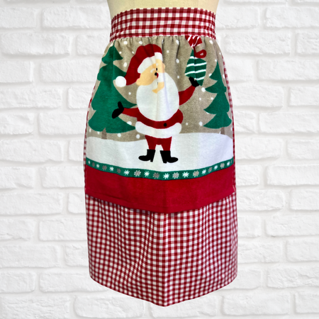 Apron .. Christmas .. Santa