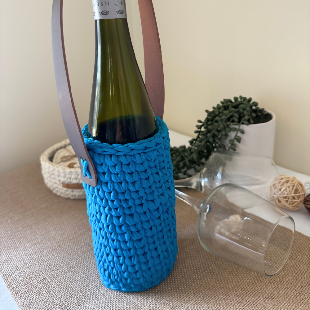 Handmade-wine-tote-holder-azure-blue