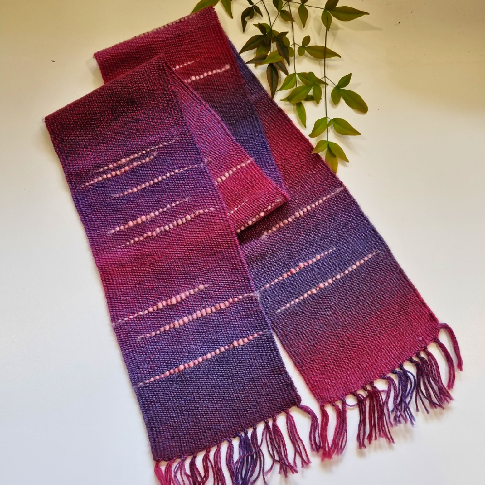 australian-artist-handmade-handwoven-pink-purple-wool-scarf-4