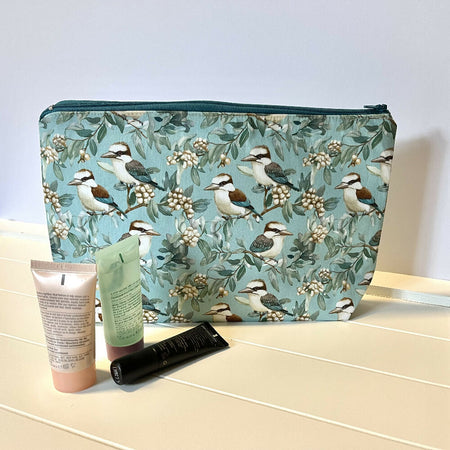 Kookaburra toiletries bag