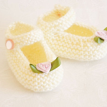 Cream knit baby girl Mary Jane booties size 0-3 months