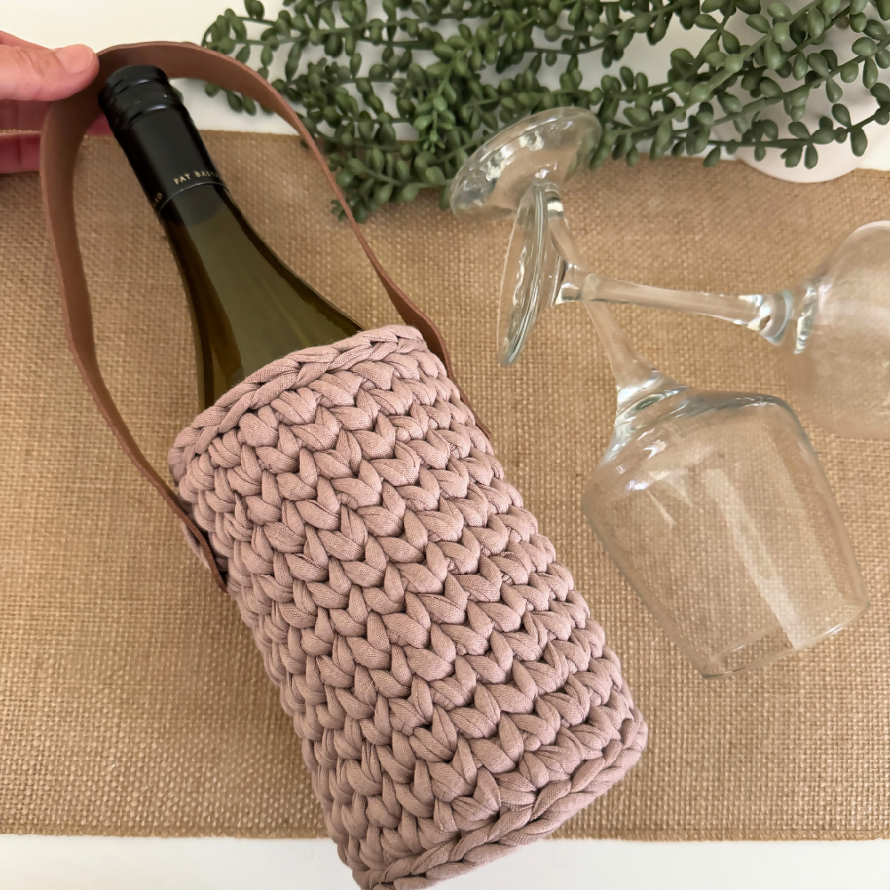 Handmade-wine-tote-hazelnut