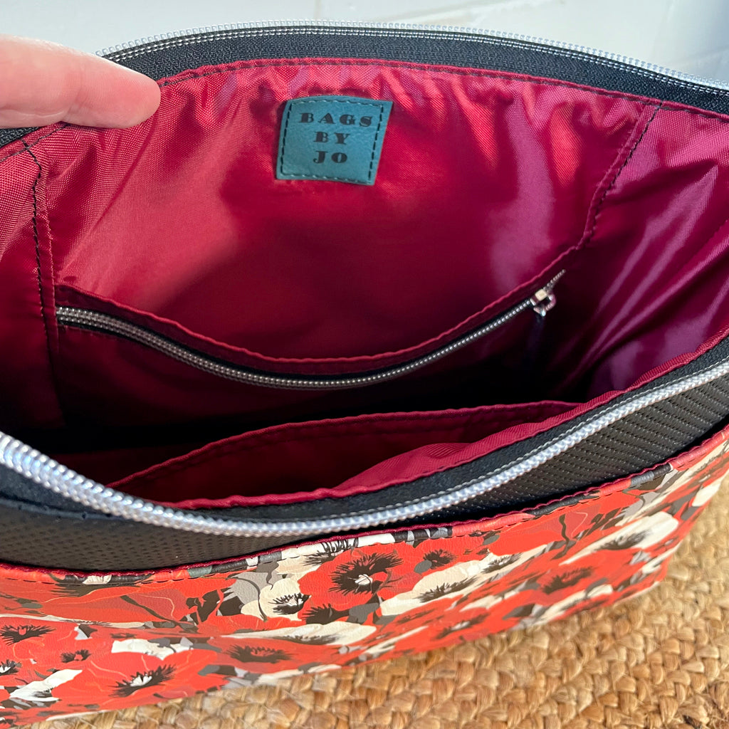 Shoulder bag