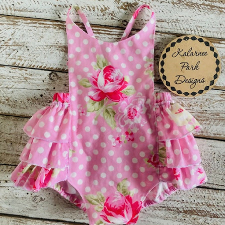 Baby Girl Boho Ruffle Romper Floral Roses White Spot Size 1 {12-18mths}