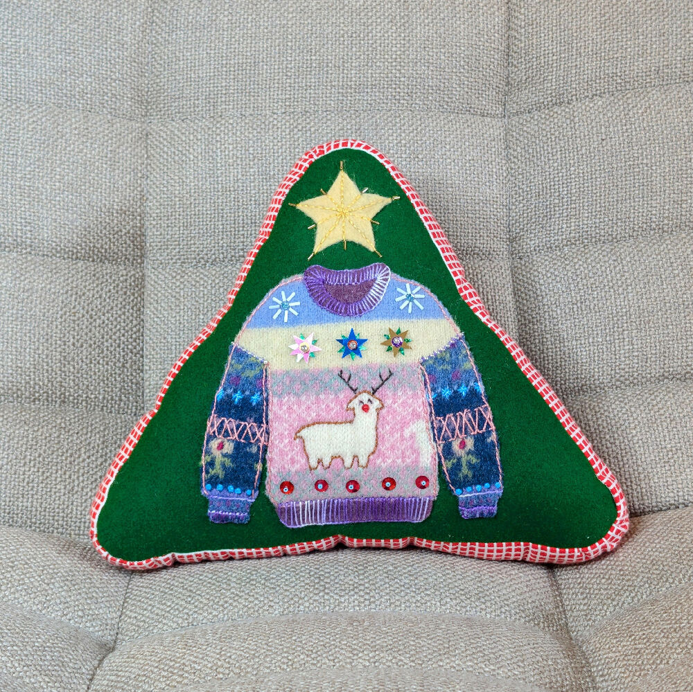 Rudolph Llama cushion front