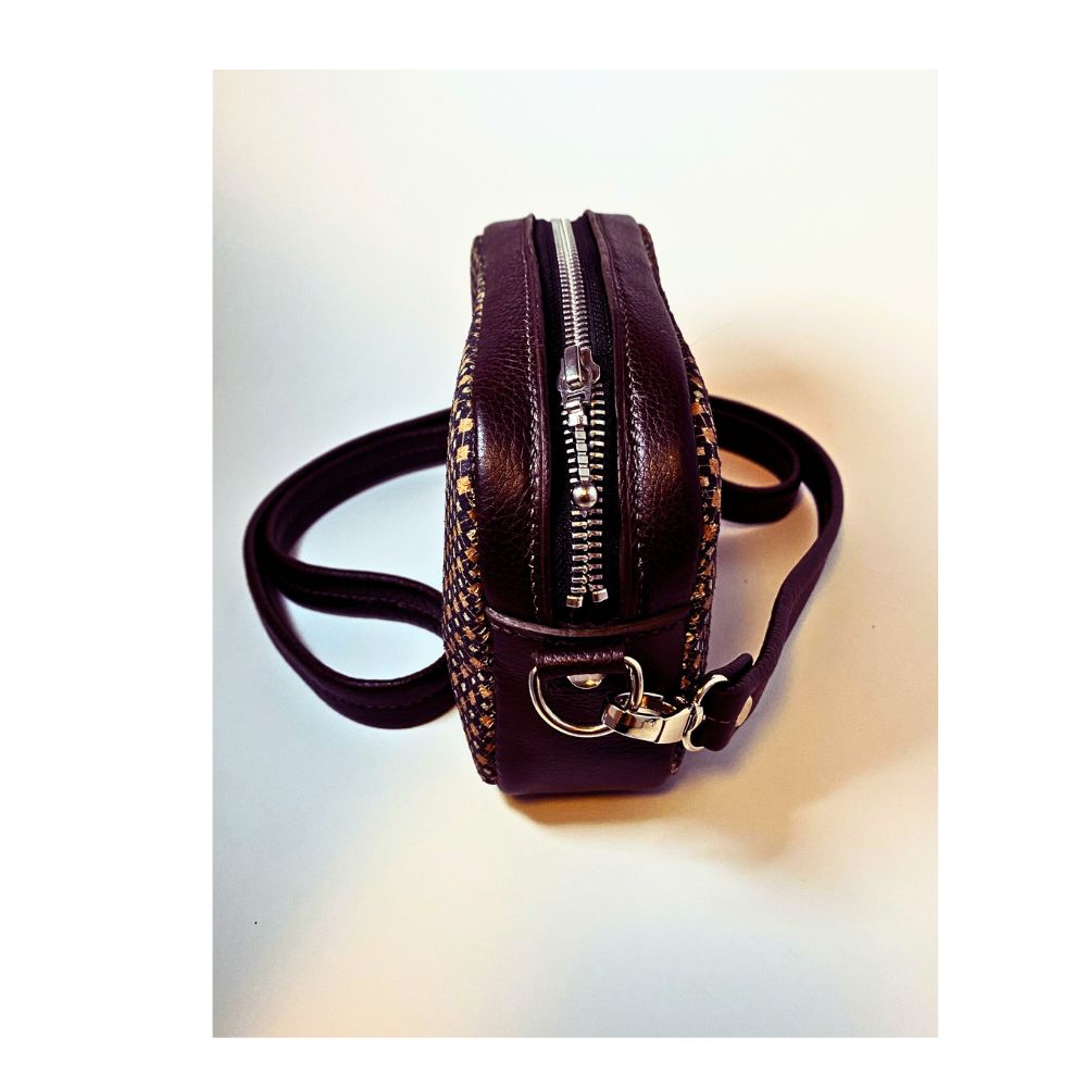 Brown & coffee checked camera bag
