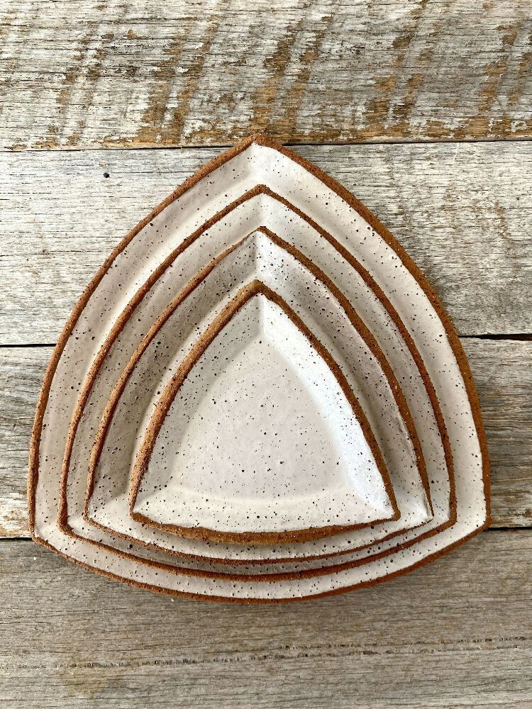 Triangular Ceramic Plate from Colours on Grey (2)