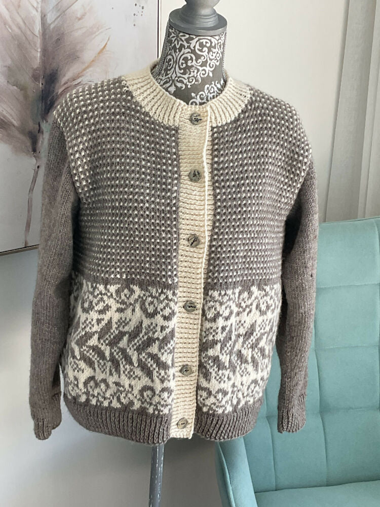 Winter Cardigan, Size is L