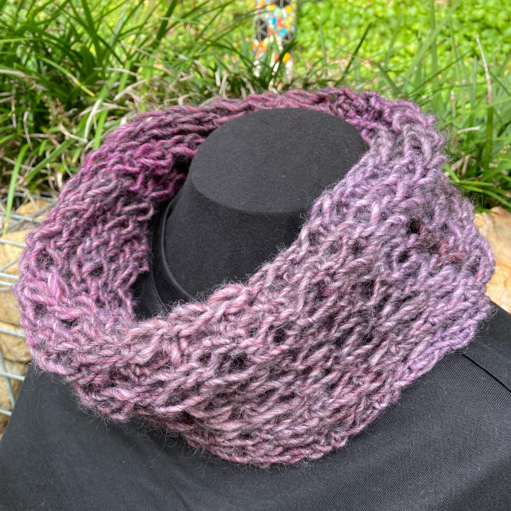 Hand-knitted Cowl - Scarf - Soft and Stretchy - Burgundy/Pink