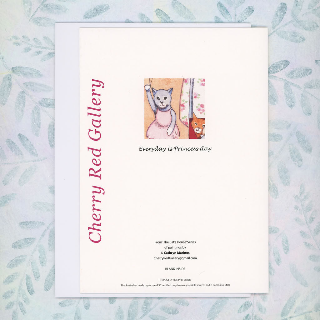 Mama Cat Strolls Past Colourful Flowers Eco-Card (lg-edpd)