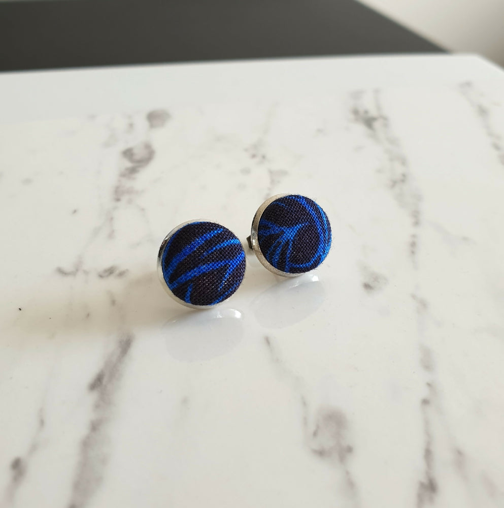 1.4cm Round Black & Blue Plants cotton fabric Cabochon stud earrings