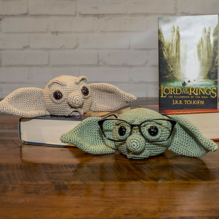 Book Lovers Combo - Frame Buddy and Crocheted Book Sleeve