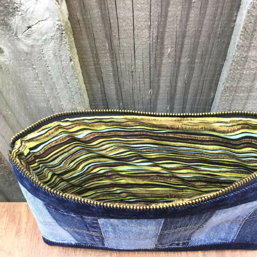 Upcycled_denim_pouch_19c