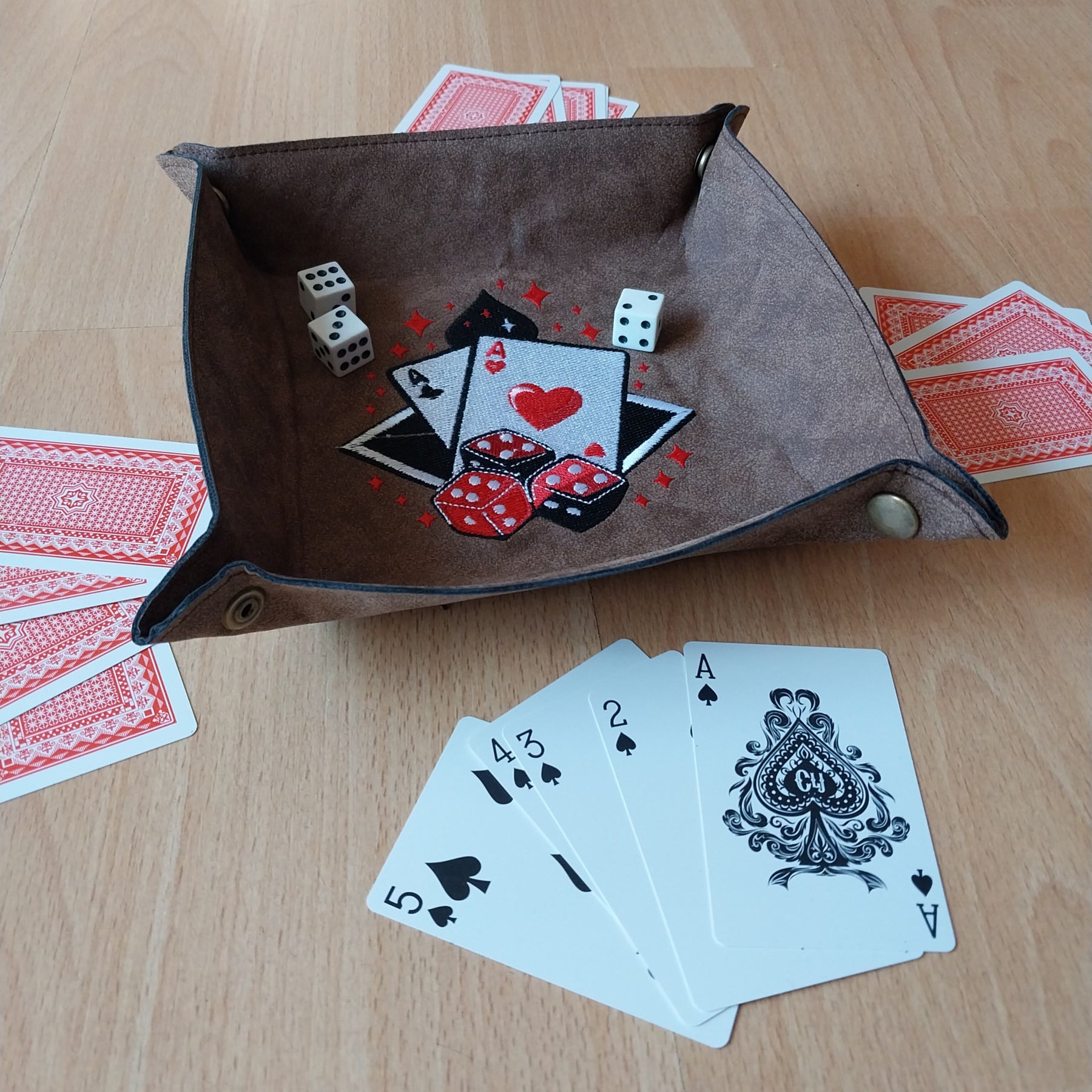 Casino Games Dice Throw Tray