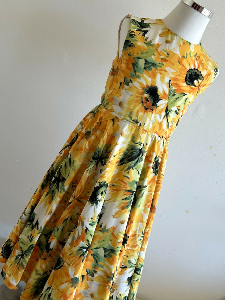 Yellow flowers dress size 5